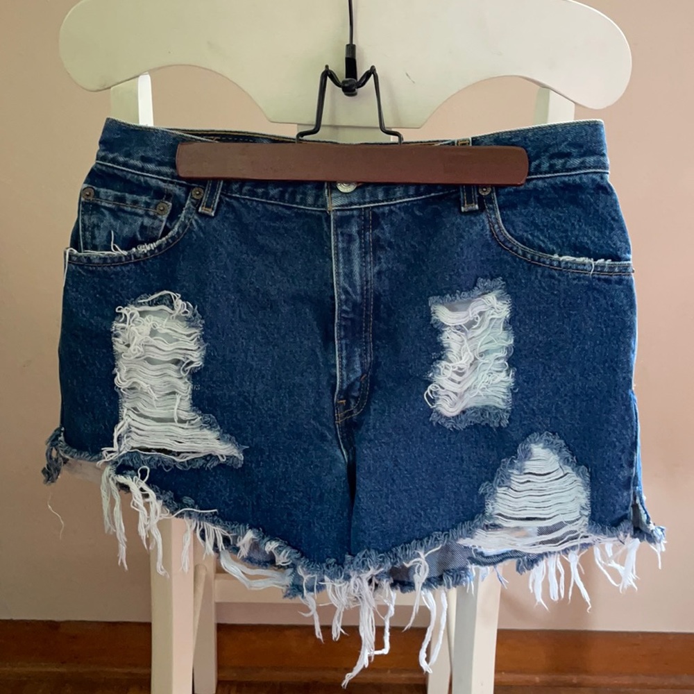 Vintage Levi’s cutoff denim shorts-very distressed